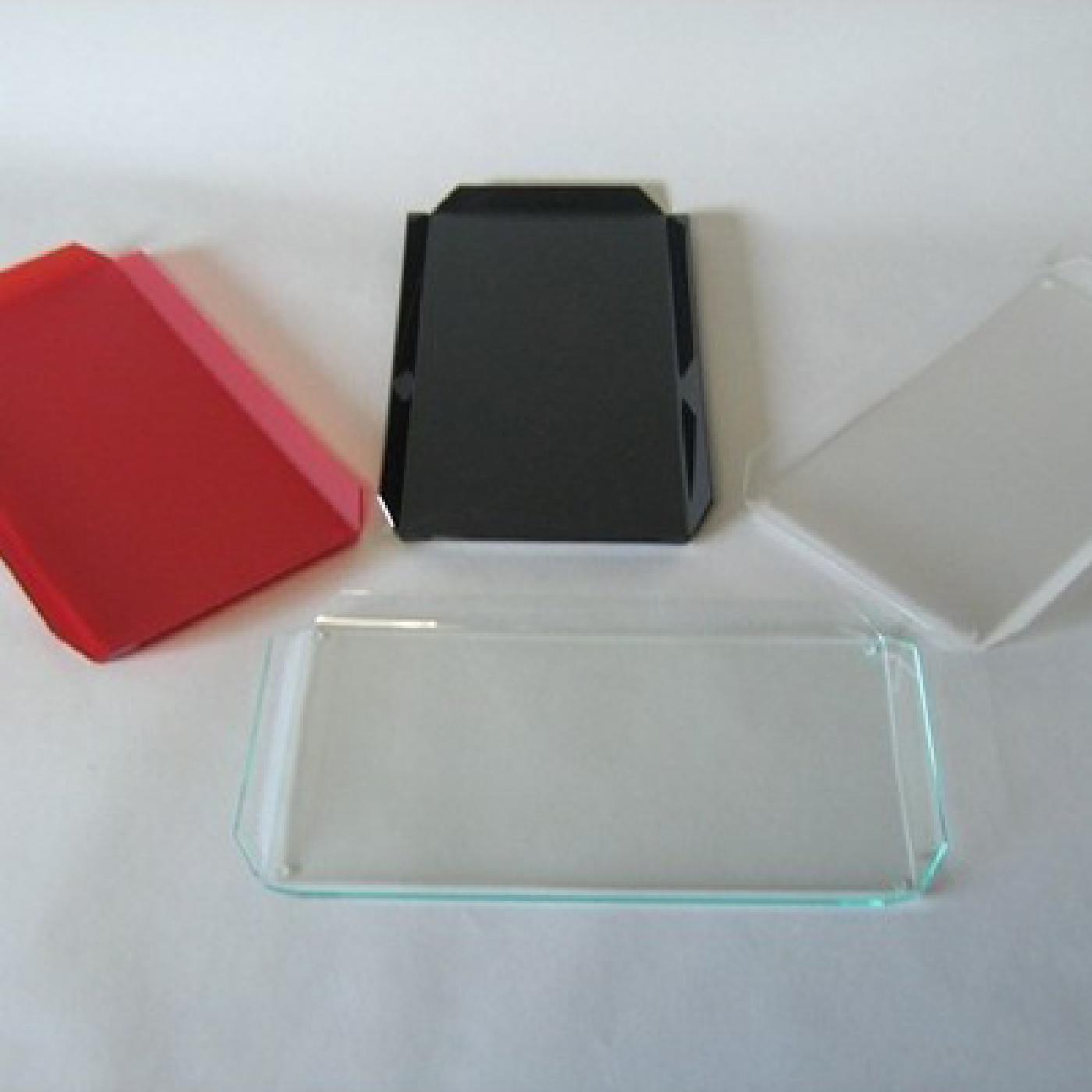 Folded-edge tray